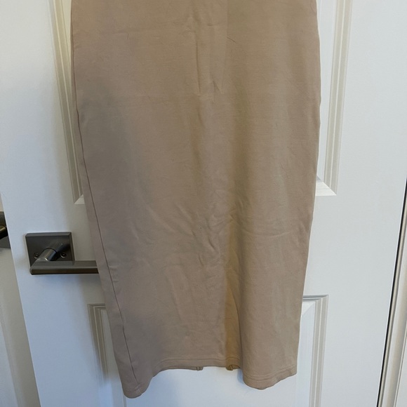 Nude colour American Apparel dress - Picture 4 of 5